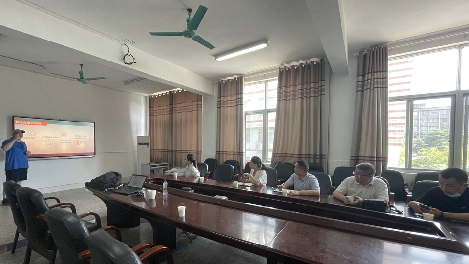 说明: E:\PUBLIC\我的分管\学科竞赛\ACM竞赛与协会\湘潭大学\20220706湘潭大学考察照片\选择\113.png