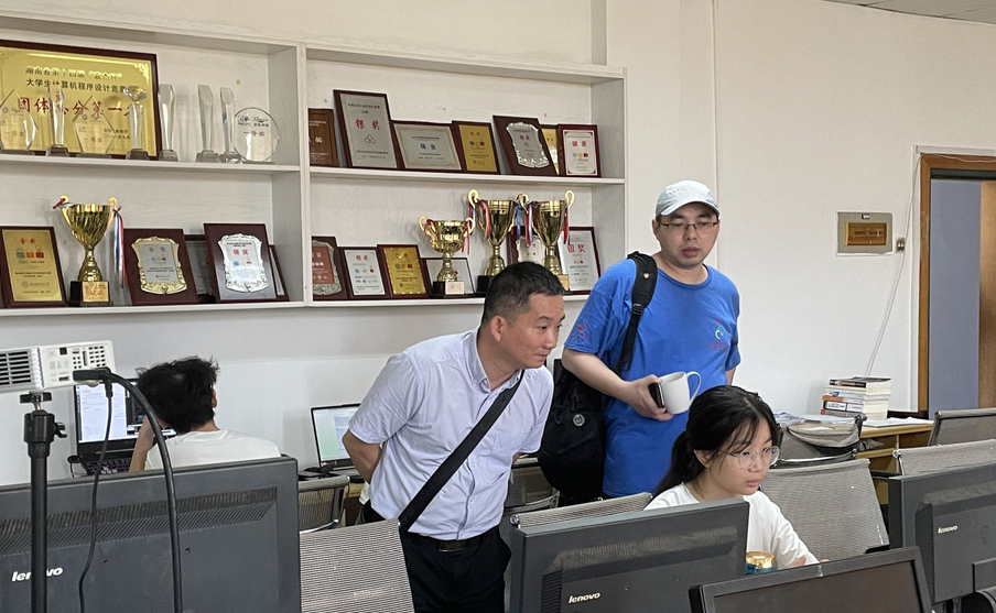 说明: E:\PUBLIC\我的分管\学科竞赛\ACM竞赛与协会\湘潭大学\20220706湘潭大学考察照片\选择\115.png