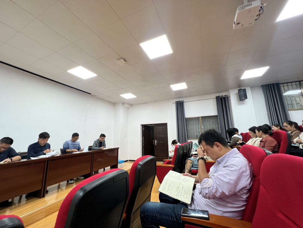说明: D:\我的文档\Documents\Tencent Files\17177506\FileRecv\MobileFile\IMG_3682.JPG